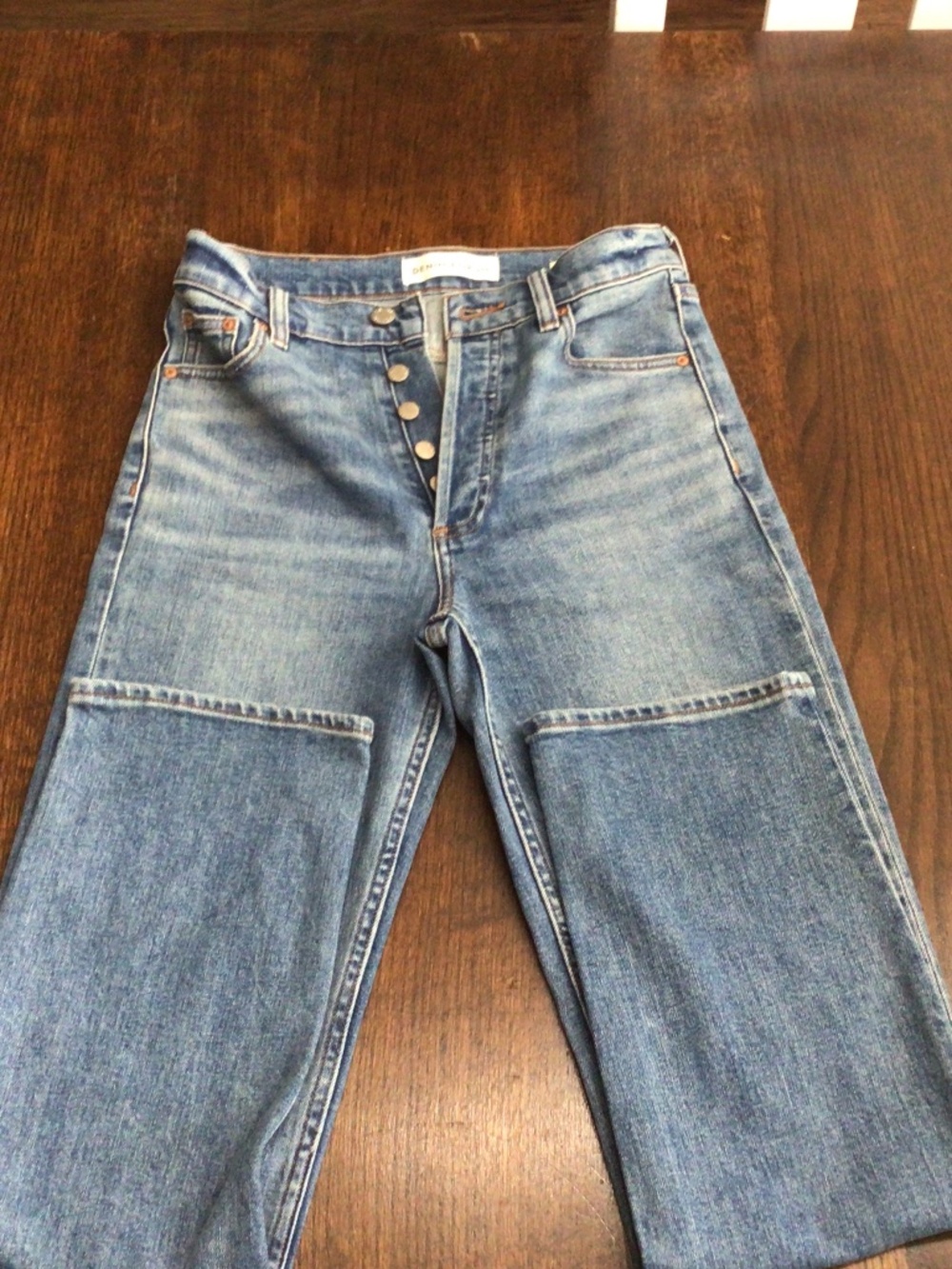 Denim Forum button fly jeans. The Arlo high Rise straight size 25 great shape